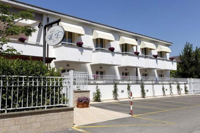 Hotel Mare Azzurro Terracina Exterior foto